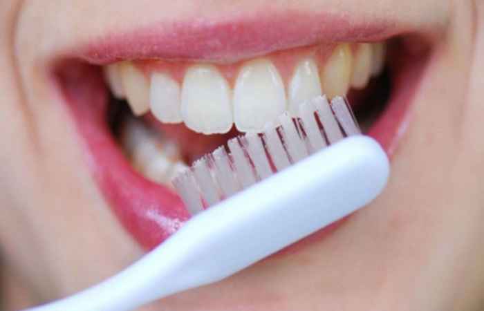 Believing that Toothpaste can make your Brush Clean